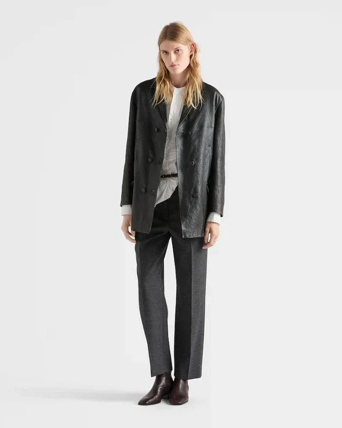 Chaqueta Caban de piel de napa con doble botonadura Chaqueta Caban de piel de napa con doble botonadura