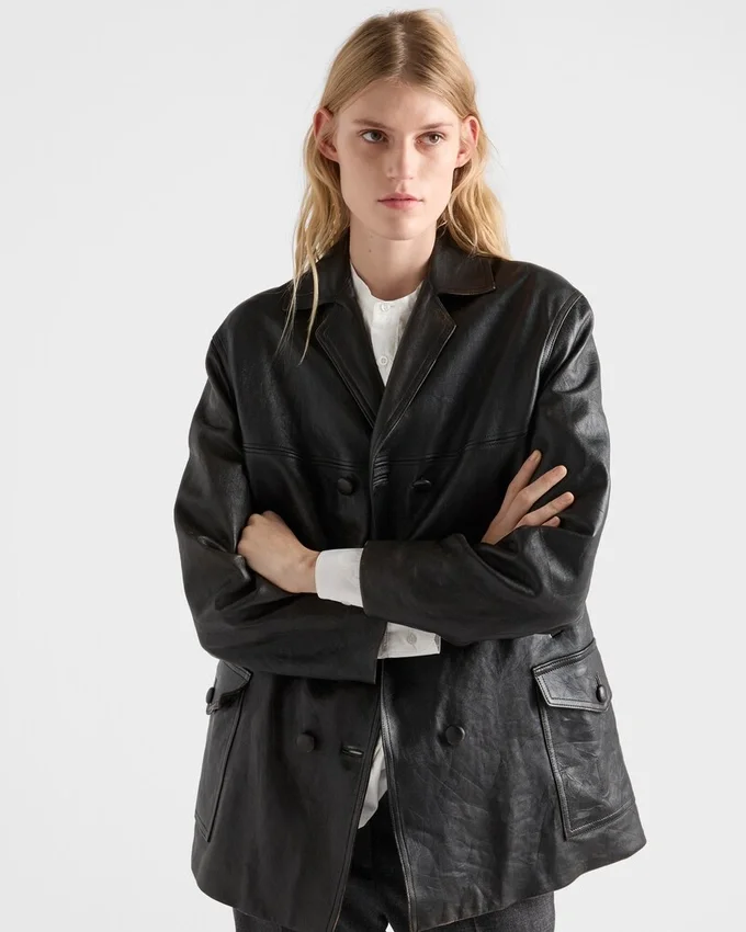 Chaqueta Caban de piel de napa con doble botonadura Chaqueta Caban de piel de napa con doble botonadura