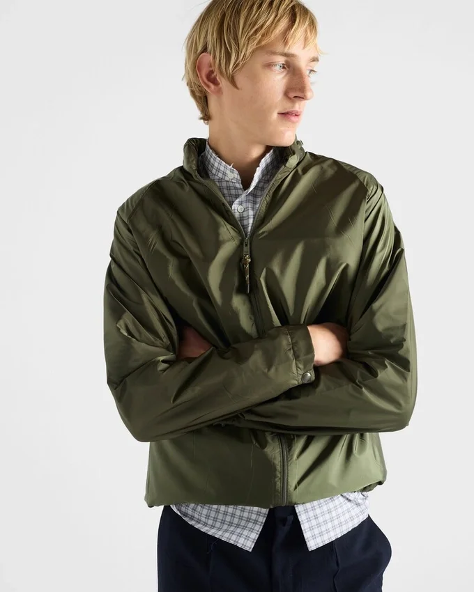 Chaqueta con capucha Re-Nylon Chaqueta con capucha Re-Nylon