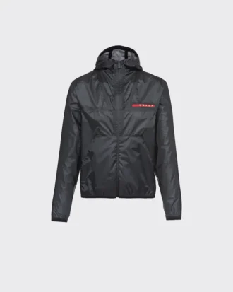 Chaqueta con capucha Ripstop
