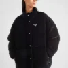 Chaqueta convertible de terciopelo y plumón Chaqueta convertible de terciopelo y plumón