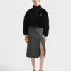 Chaqueta corta convertible de terciopelo y plumón Chaqueta corta convertible de terciopelo y plumón