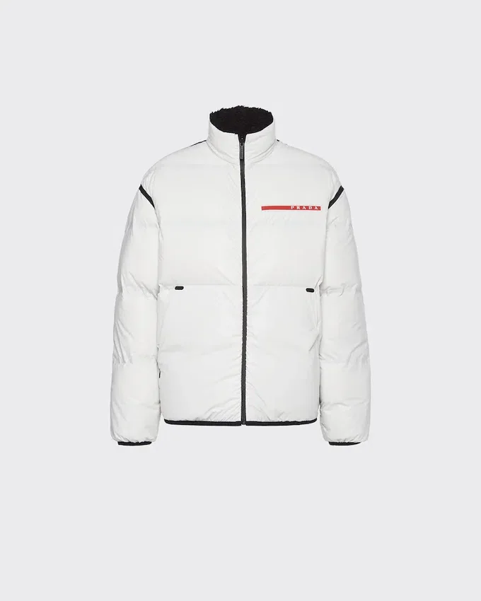Chaqueta corta reversible de plumón ligero de Re-Nylon Chaqueta corta reversible de plumón ligero de Re-Nylon