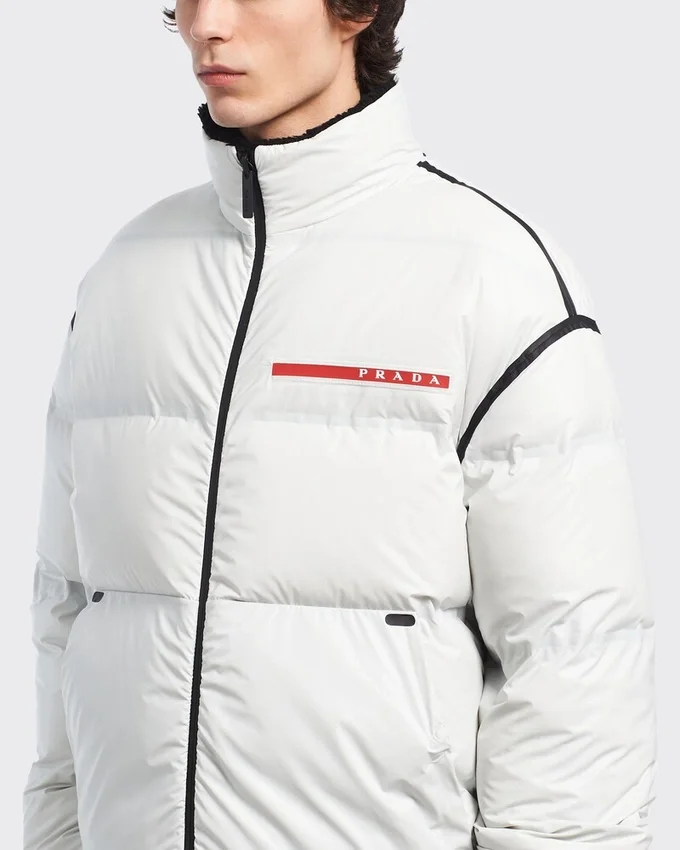 Chaqueta corta reversible de plumón ligero de Re-Nylon Chaqueta corta reversible de plumón ligero de Re-Nylon