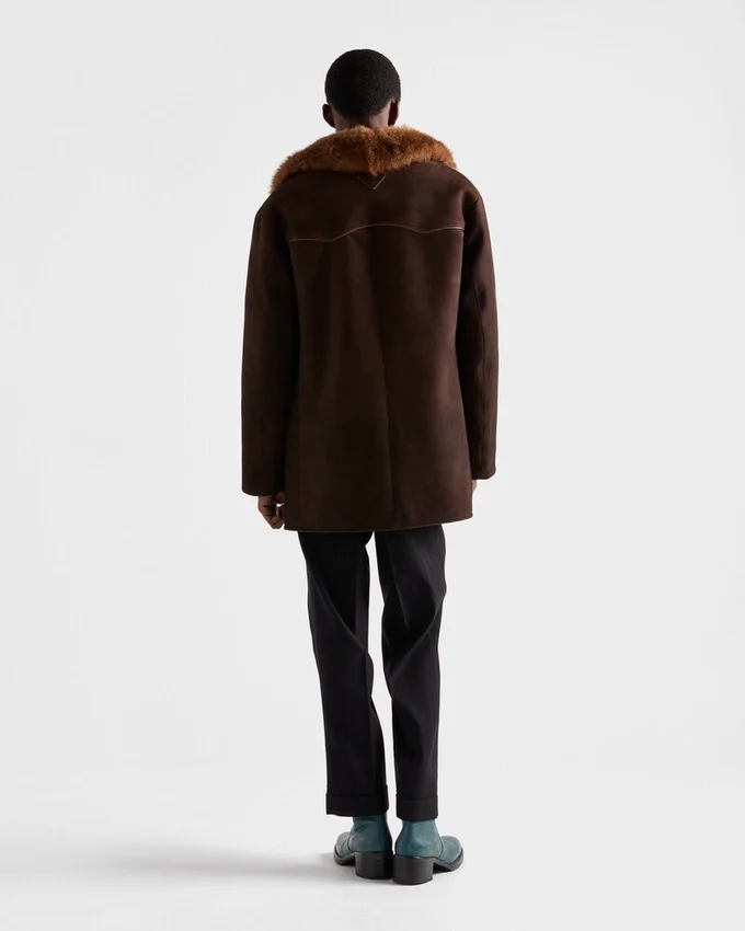 Chaqueta de gamuza y piel de oveja Chaqueta de gamuza y piel de oveja