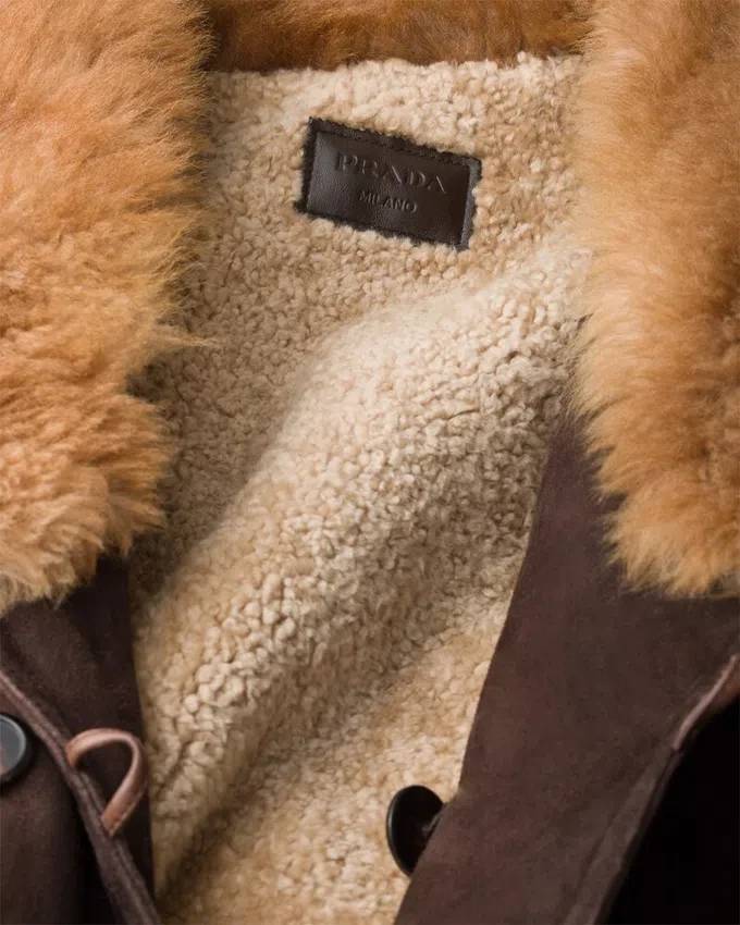Chaqueta de gamuza y piel de oveja Chaqueta de gamuza y piel de oveja
