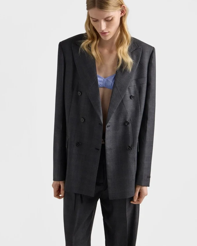 Chaqueta de lana a cuadros con doble botonadura Chaqueta de lana a cuadros con doble botonadura