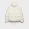 Chaqueta de plumón con capucha de tejido suave y peso medio Chaqueta de plumón con capucha de tejido suave y peso medio