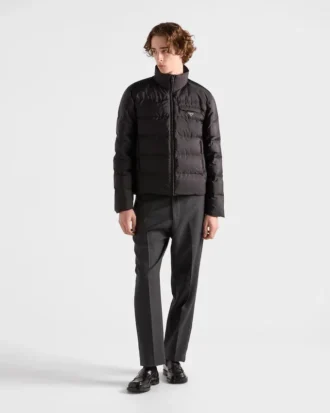 Chaqueta de plumón de Re-Nylon de peso medio