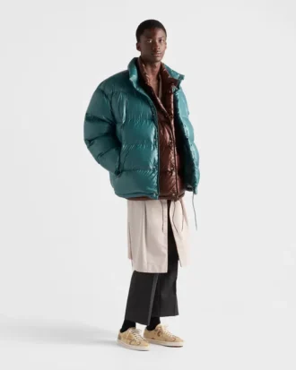 Chaqueta de plumón Re-Nylon de peso medio