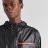Chaqueta ligera con capucha de Re-Nylon Chaqueta ligera con capucha de Re-Nylon