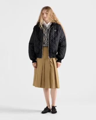 Chaqueta ligera y acolchada de Re-Nylon
