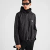 Chaqueta reversible de piel napa y Re-Nylon Chaqueta reversible de piel napa y Re-Nylon