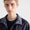 Chaqueta reversible de Re-Nylon Chaqueta reversible de Re-Nylon