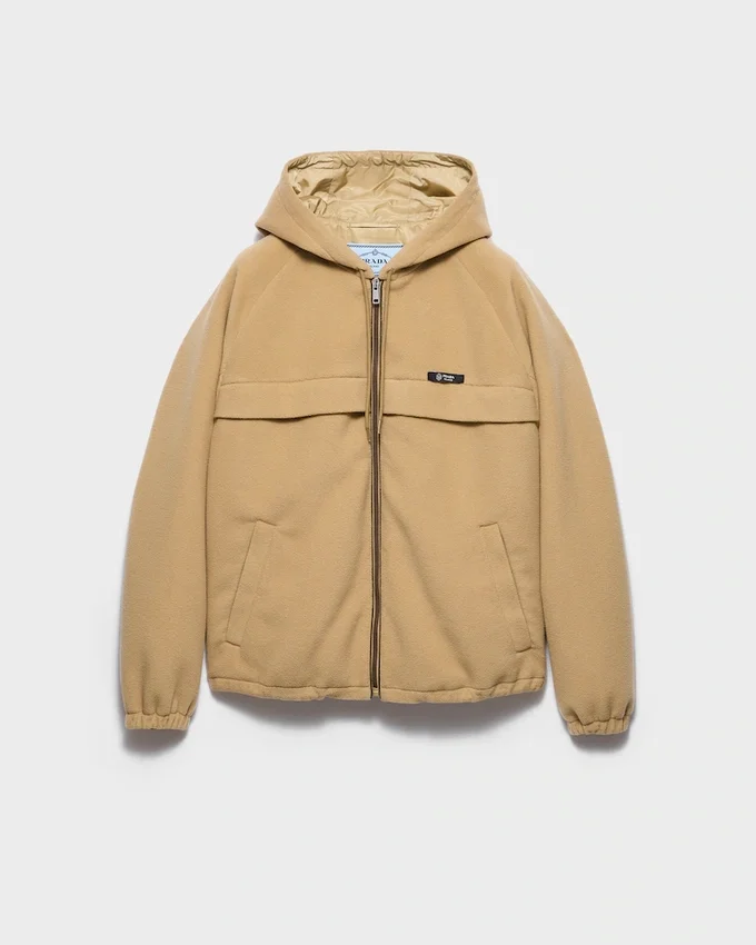 Chaqueta técnica con capucha de forro polar Chaqueta técnica con capucha de forro polar