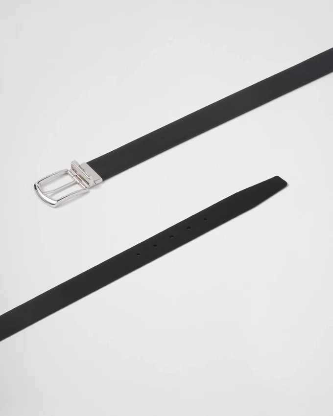 Cinturón reversible de piel Saffiano y piel Cinturón reversible de piel Saffiano y piel