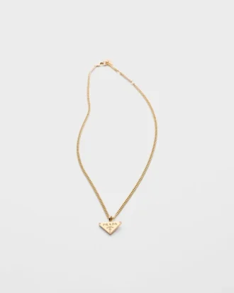 Collar con colgante Eternal Gold en oro amarillo con diamantes Collar con colgante Eternal Gold en oro amarillo con diamantes