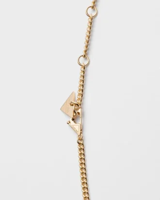 Collar con colgante Eternal Gold en oro amarillo con diamantes Collar con colgante Eternal Gold en oro amarillo con diamantes