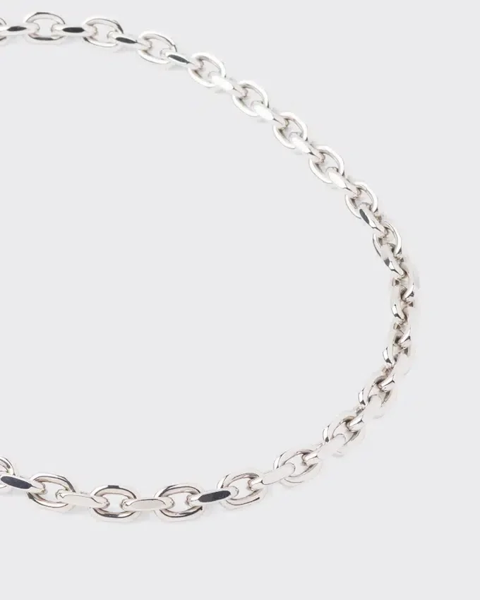 Collar de joyas con cadena Collar de joyas con cadena