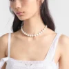 Collar de metal y perlas Collar de metal y perlas