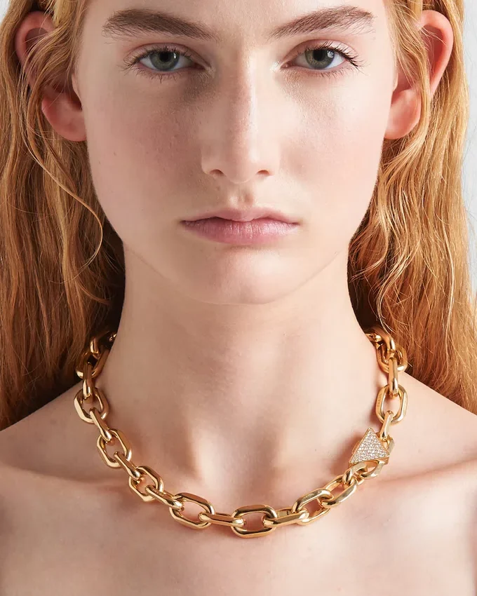 Collar Eternal Gold en oro amarillo con diamantes Collar Eternal Gold en oro amarillo con diamantes