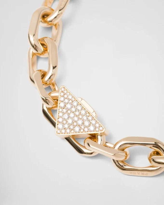 Collar Eternal Gold en oro amarillo con diamantes Collar Eternal Gold en oro amarillo con diamantes