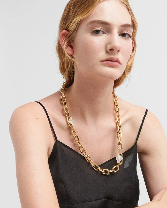 Collar Eternal Gold en oro amarillo con diamantes Collar Eternal Gold en oro amarillo con diamantes