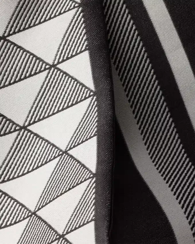 Corbata de seda jacquard Corbata de seda jacquard