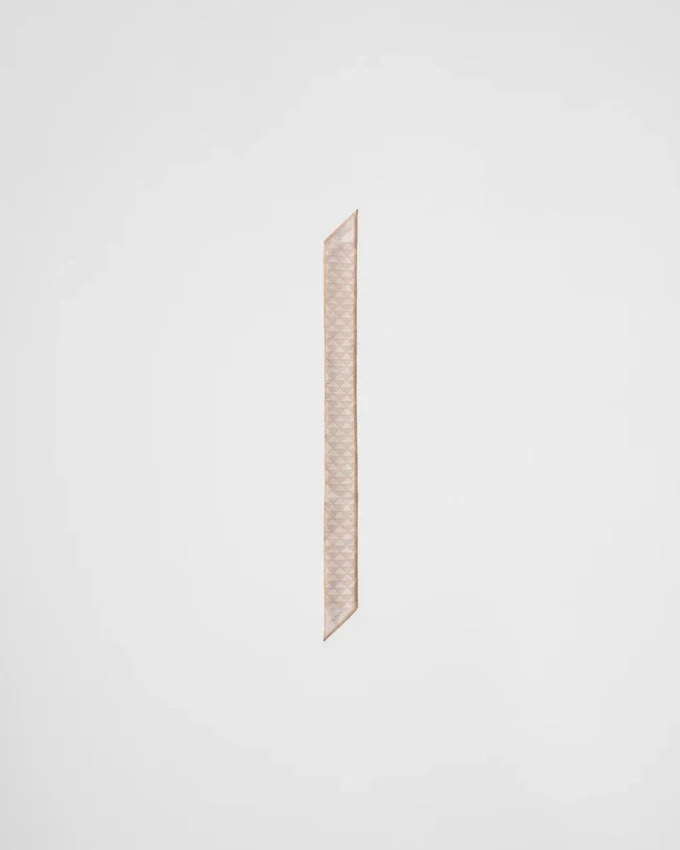 Corbata de seda jacquard Corbata de seda jacquard