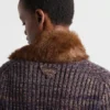 Cuello de piel de oveja