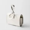 Estuche para audífonos de piel Saffiano con llavero