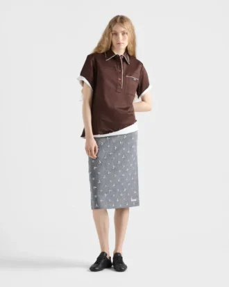 Falda midi de lana con rayas finas adornada