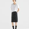 Falda midi de neopreno bordada Falda midi de neopreno bordada