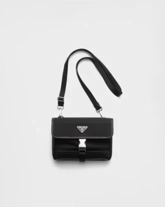 Funda para smartphone de Re-Nylon y piel Saffiano