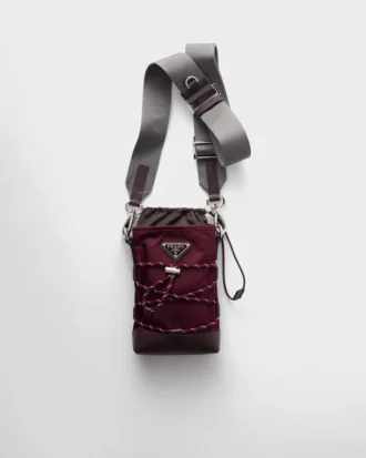 Funda para smartphone Prada Speedrock de Re-Nylon y cuero