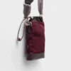 Funda para smartphone Prada Speedrock de Re-Nylon y cuero Funda para smartphone Prada Speedrock de Re-Nylon y cuero