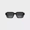 Gafas de sol con el logotipo de Prada Gafas de sol con el logotipo de Prada