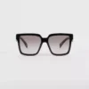Gafas de sol con el logotipo de Prada