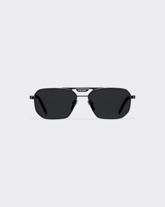 Gafas de sol con el logotipo de Prada