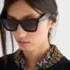 Gafas de sol con el logotipo de Prada