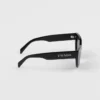 Gafas de sol con el logotipo de Prada
