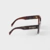 Gafas de sol con el logotipo de Prada