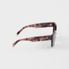 Gafas de sol con el logotipo de Prada