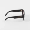 Gafas de sol con el logotipo de Prada