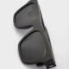Gafas de sol con el logotipo de Prada Gafas de sol con el logotipo de Prada