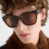 Gafas de sol con el logotipo de Prada