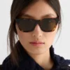 Gafas de sol con el logotipo de Prada