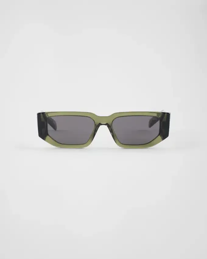 Gafas de sol con el logotipo triangular Gafas de sol con el logotipo triangular