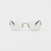 Gafas de sol con la icónica placa metálica Gafas de sol con la icónica placa metálica