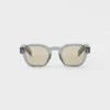 Gafas de sol con la icónica placa metálica Gafas de sol con la icónica placa metálica